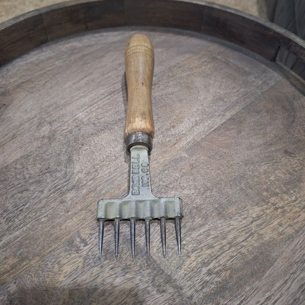 Antique Early 1900s Briddell No. 60 Ice Chipper